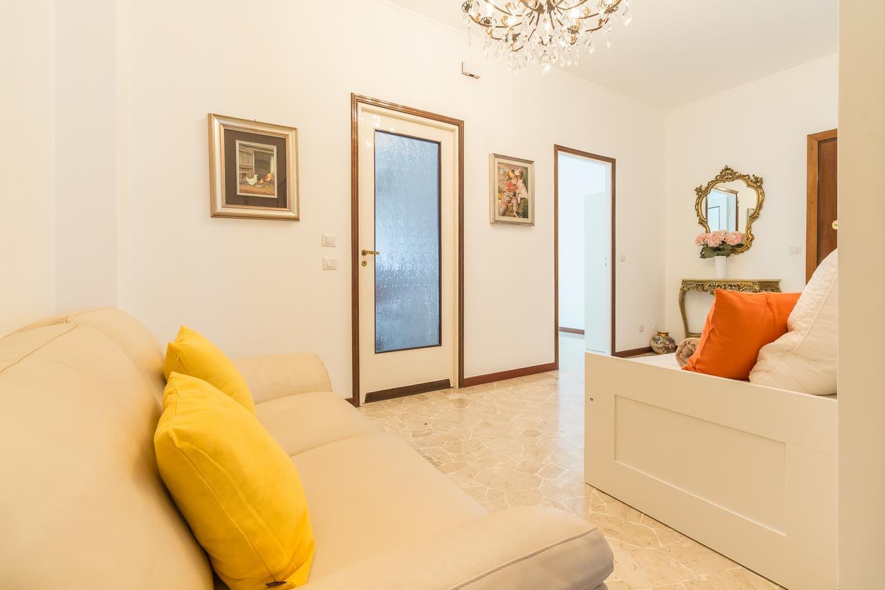 דירות מילאנו Alessia'S Flat- Sondrio M3 מראה חיצוני תמונה